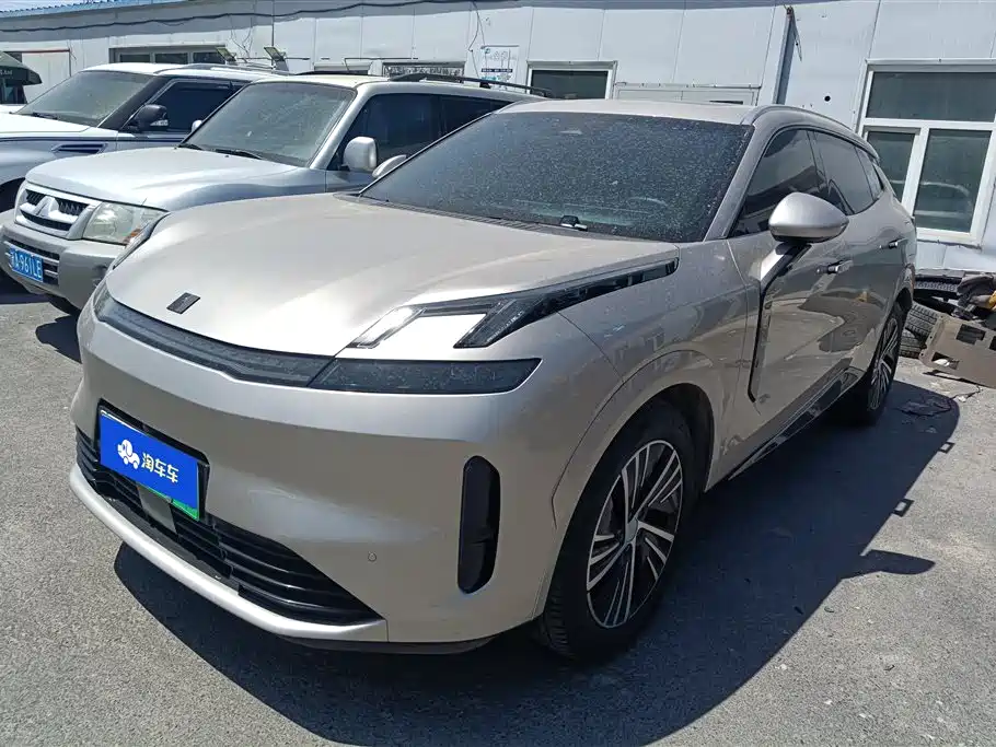 Lynk & Co 08 EM-P 2025 120km Long Range Halo