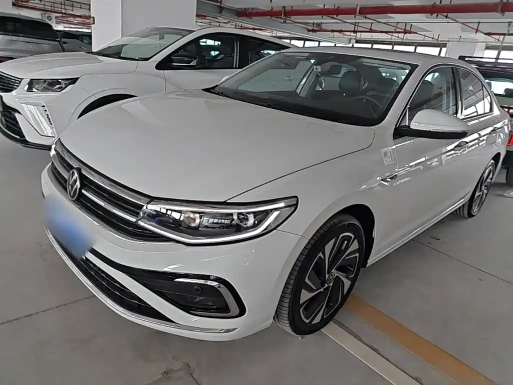 Volkswagen Bora 2024 300TSI DSG Premium Ride Edition
