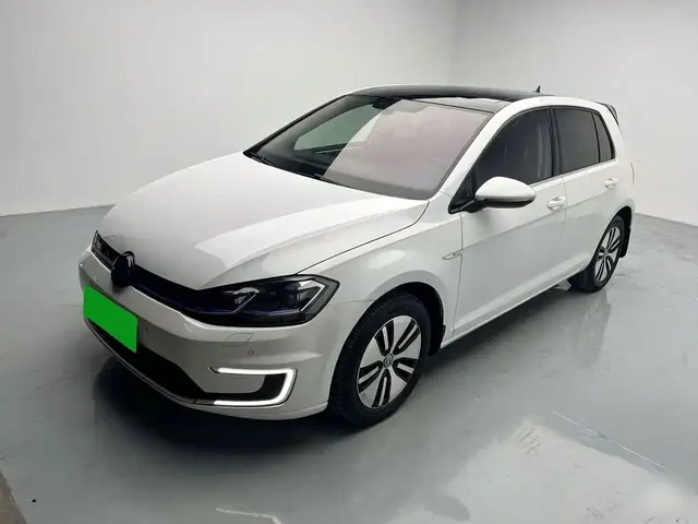 Volkswagen Golf Electric 2020 Chi