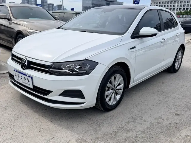 Volkswagen Polo 2023 Plus 1.5L Automatic Colorful Tech Edition