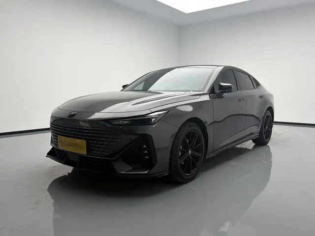 Changan UNI-V 2023 1.5T Luxury Edition