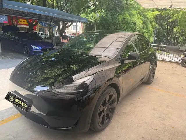 Tesla Model Y 2022 Facelift Rear-Wheel Drive Version