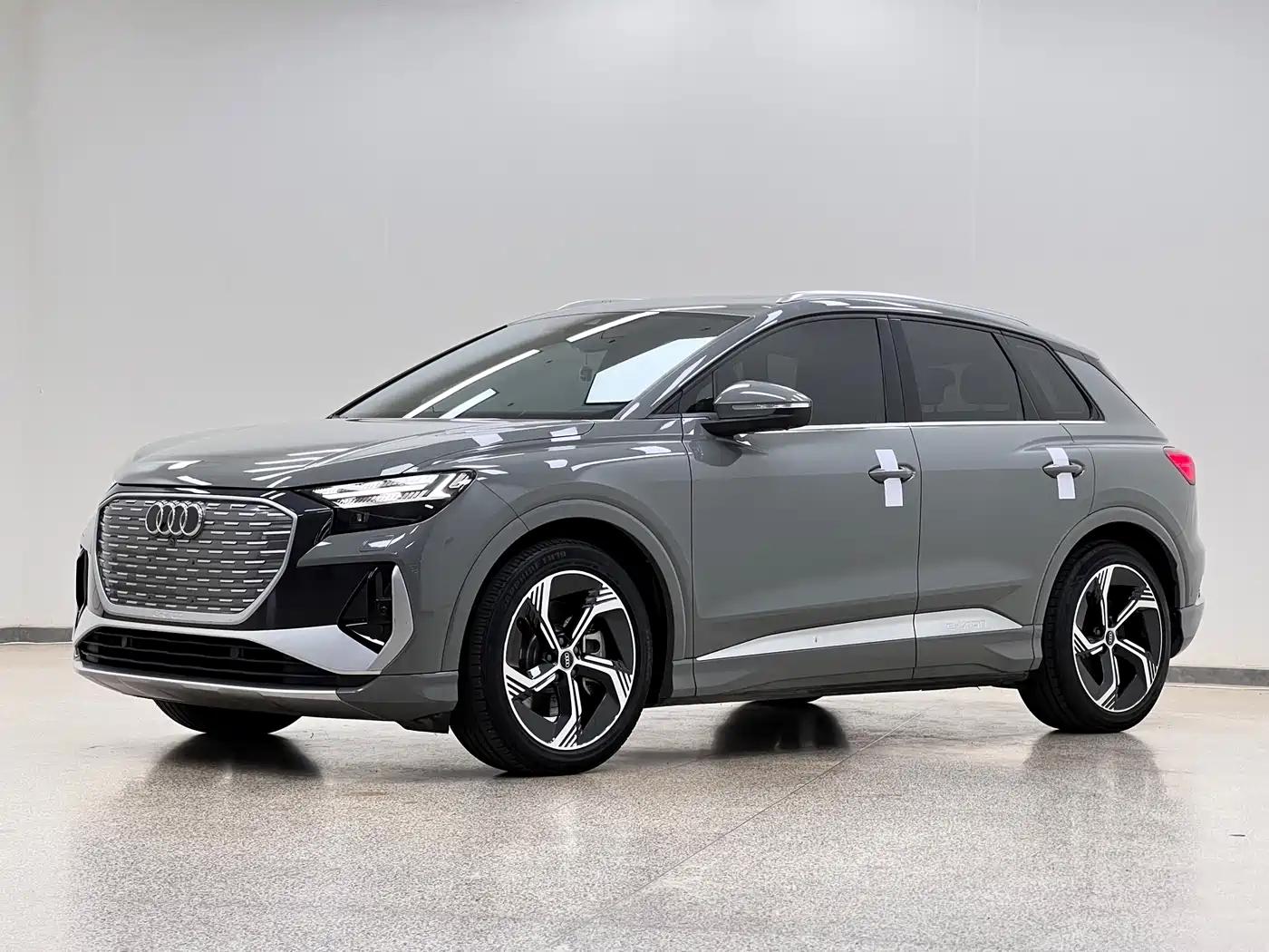Audi Q4 e-tron 2022 50 e-tron quattro Innovation Edition
