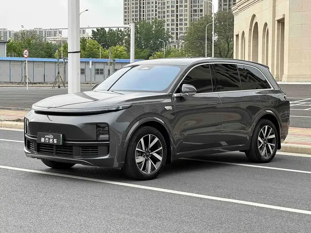 Li Auto Li L8 2023 Pro