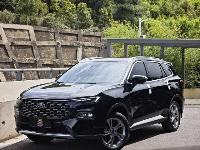 Ford Lingrui 2023 Model EcoBoost 170 Platinum Leading