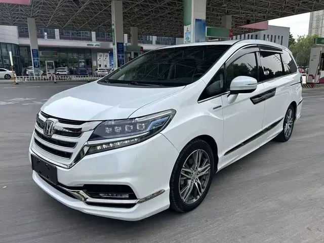 Honda Elysion 2019 2.0L Hybrid Luxury Edition