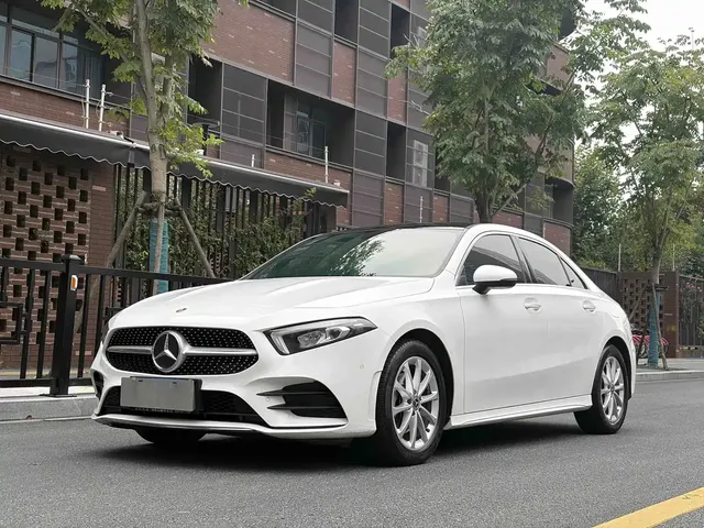 Mercedes-Benz A-Class 2021 A 200 L Sport Sedan Fashion Edition