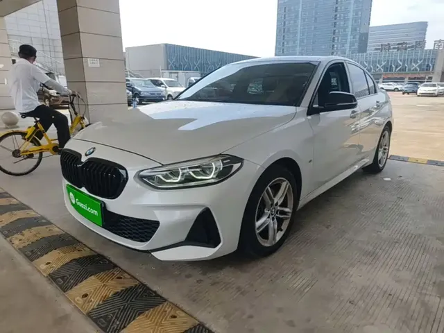 BMW 1 Series 2021 Facelift 120i M Sport Shadow Edition
