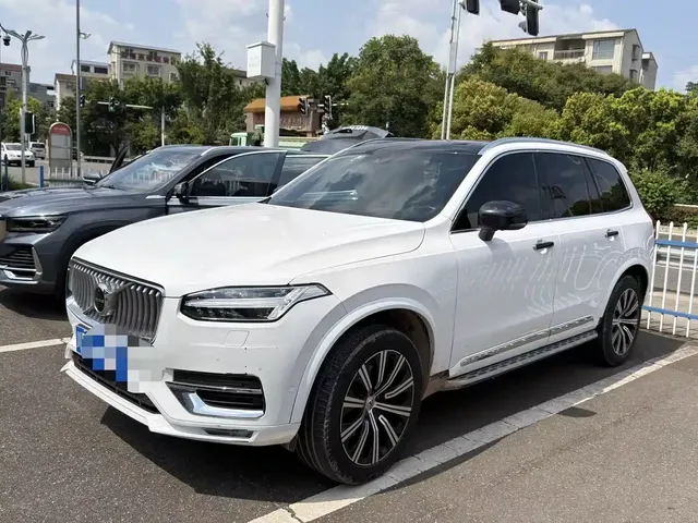 Volvo XC90 2021 B6 Smart Elegance Luxury 7-seater