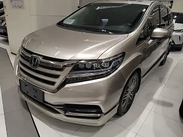 Honda Elysion 2019 2.0L Hybrid Luxury Edition