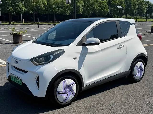 QQ New Energy Little Ant 2022 Charm Romance 30.6kWh