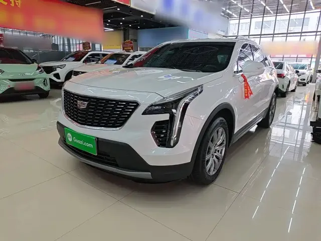 Cadillac XT4 2021 28T FWD Premium Edition