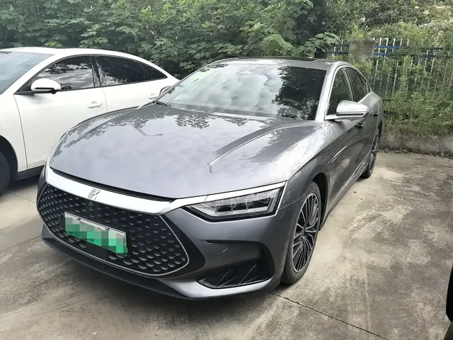 BYD Han 2024 Model DM-i Glory Edition 121KM Premium Type