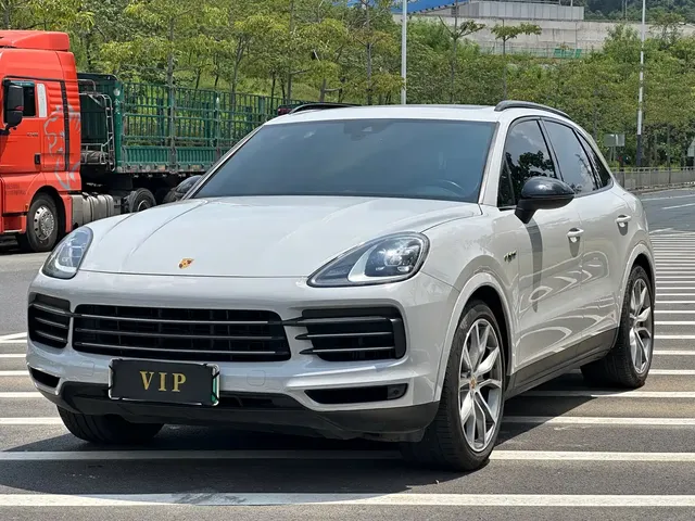 Porsche Cayenne New Energy 2022 Cayenne E-Hybrid 2.0T Platinum Edition