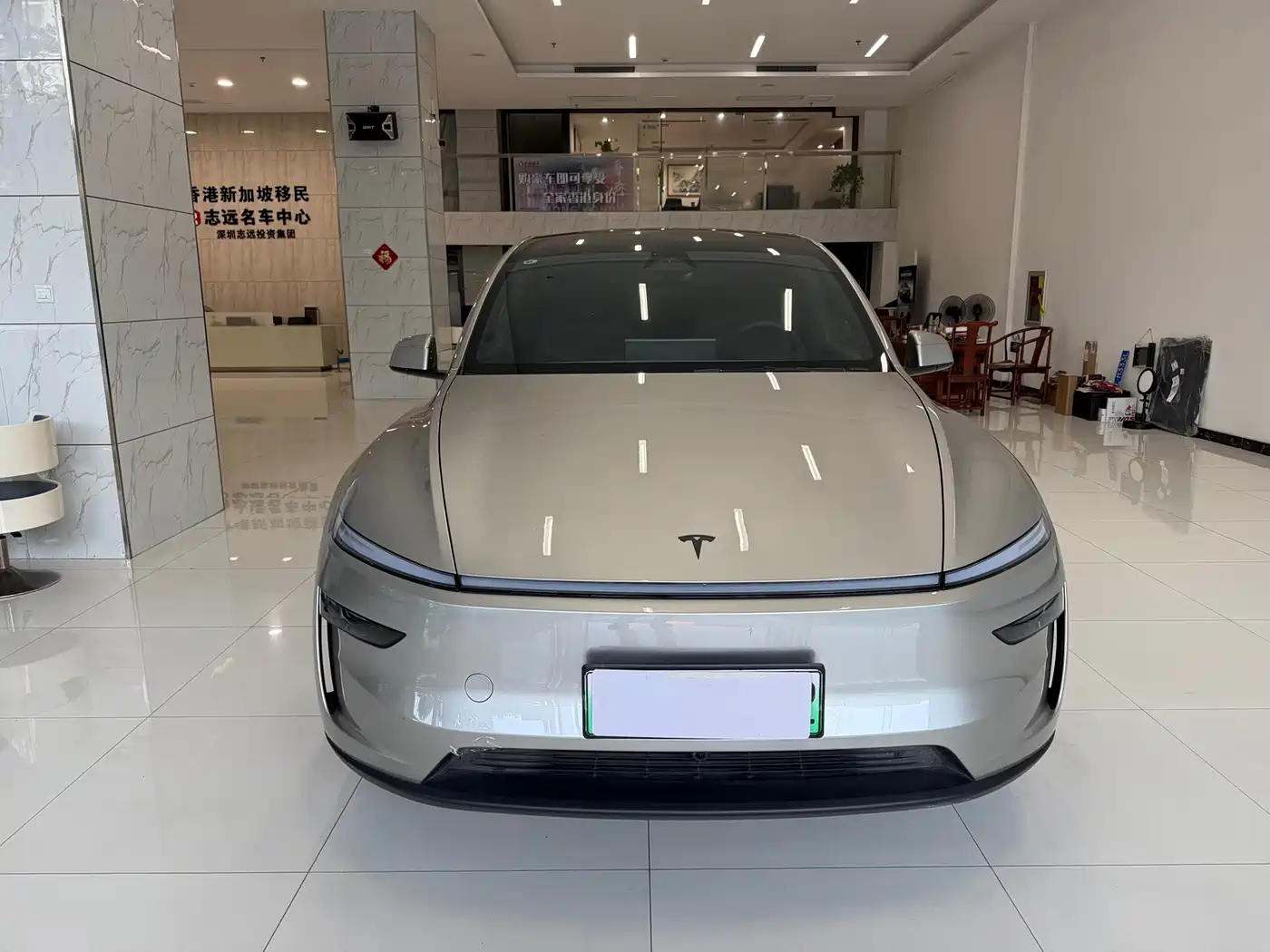 Tesla Model Y L 2025 Facelift Long Range AWD