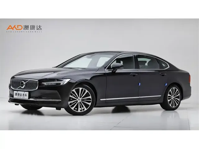 Volvo S90 2024 B5 Momentum Luxury Edition
