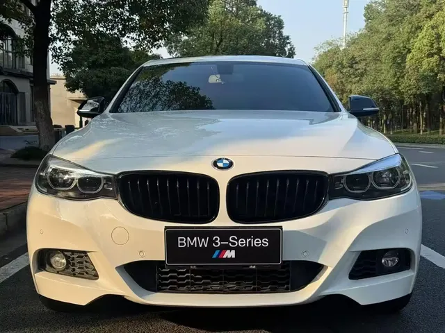 BMW 3 Series GT 2019 320i M Sport Model