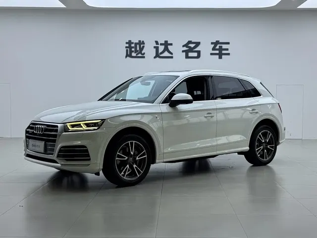 Audi Q5L 2020 Facelift 40 TFSI Honor Fashion