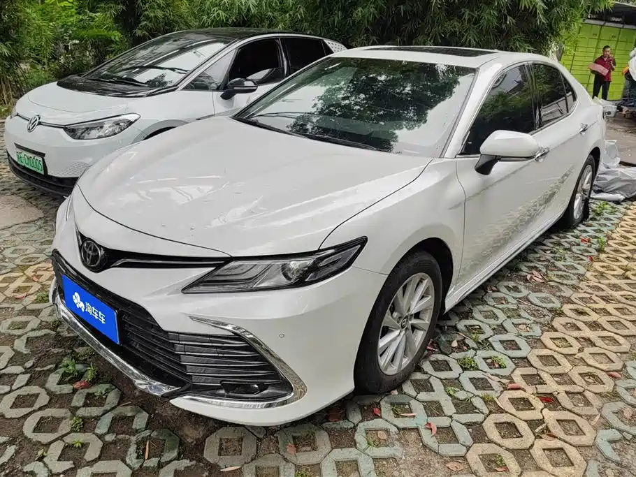 Toyota Camry 2023 2.0G Luxury Edition