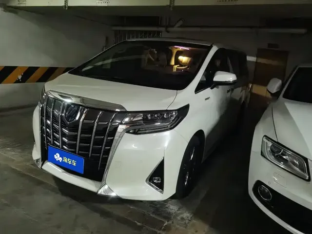 Toyota Alphard 2019 Hybrid 2.5L Luxury