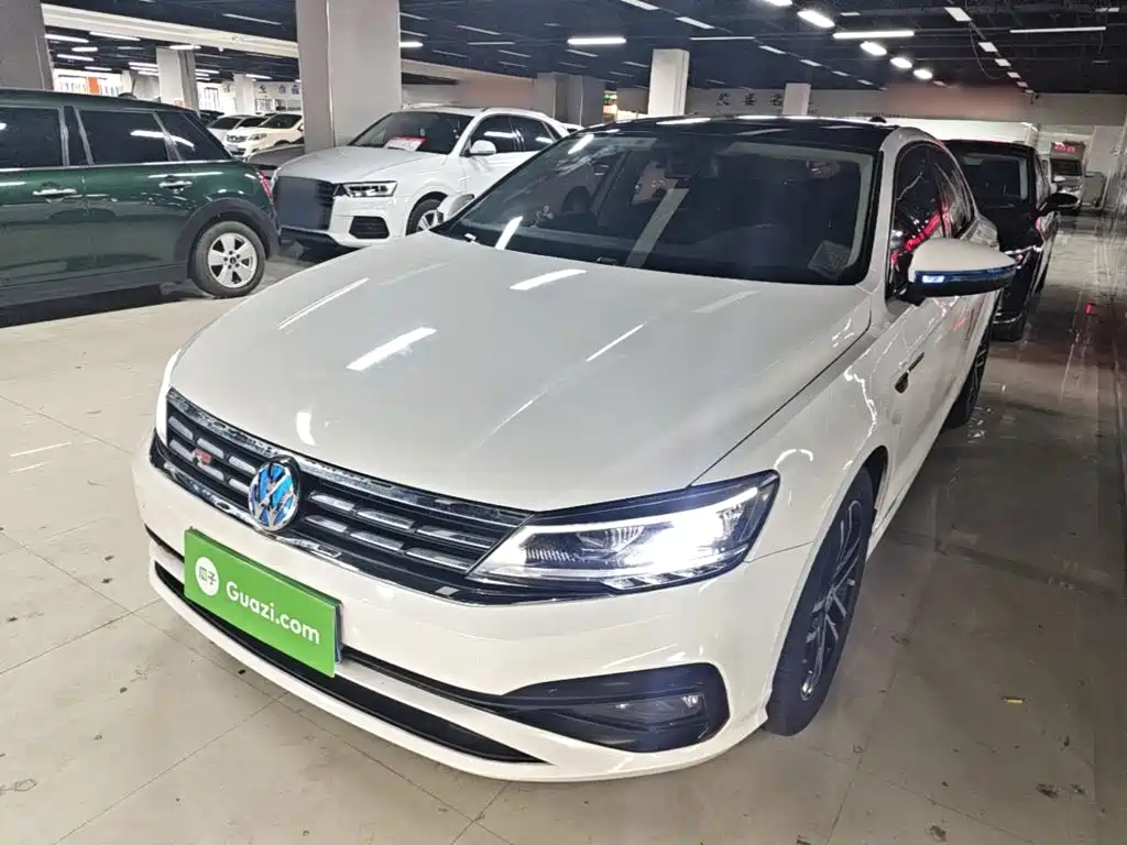 Volkswagen Lamando 2021 280TSI DSG Luxury Phantom Edition
