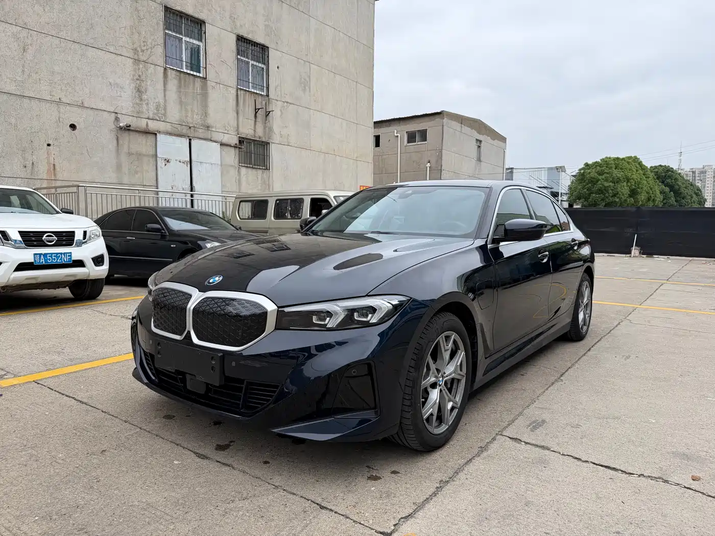 BMW i3 2025 eDrive 35 L