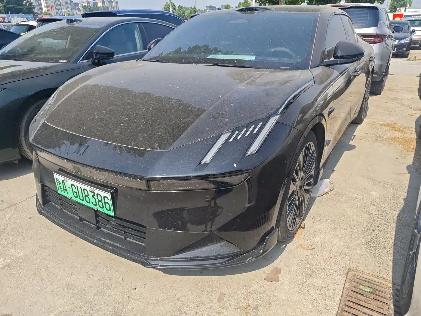 Lynk & Co 10 EM-P 2025 Model 120km Base Version