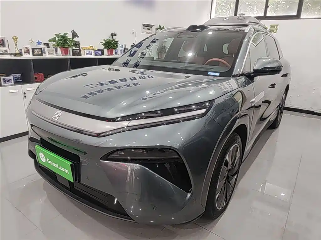 BYD Tang L 2025 DM 175KM Drone Player Edition