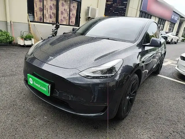 Tesla Model Y 2024 Long Range AWD