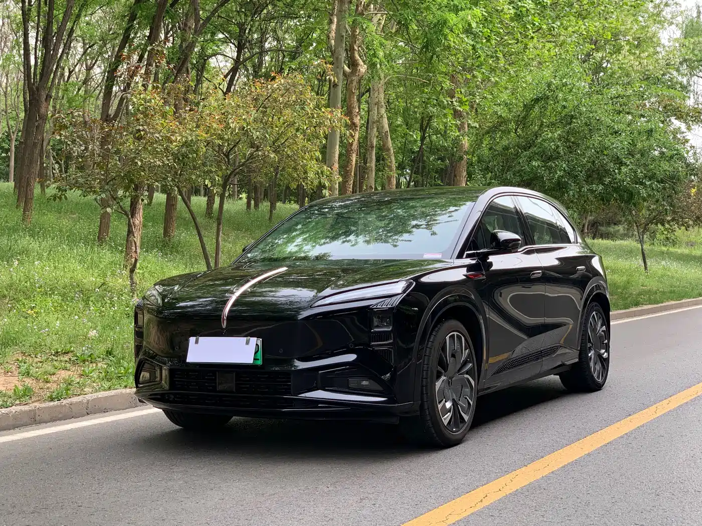 Hongqi Tian Gong 08 2025 680 AWD Smart Selection Edition
