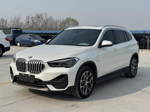 BMW X1 2021 sDrive25Li Leading