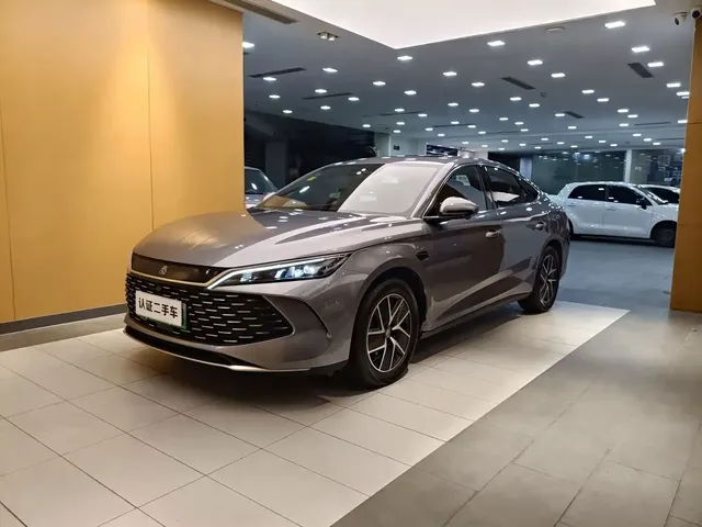 BYD Qin L 2025 DM-i Smart Drive Edition 120KM Surpassing
