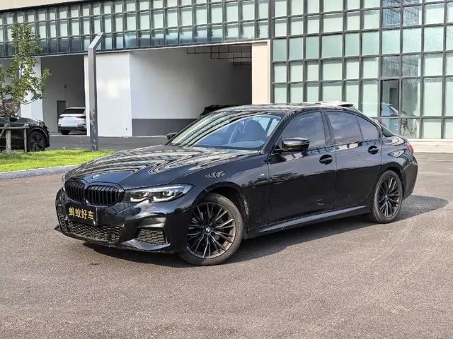 BMW 3 Series 2022 Facelift 325i M Sport Shadow Edition