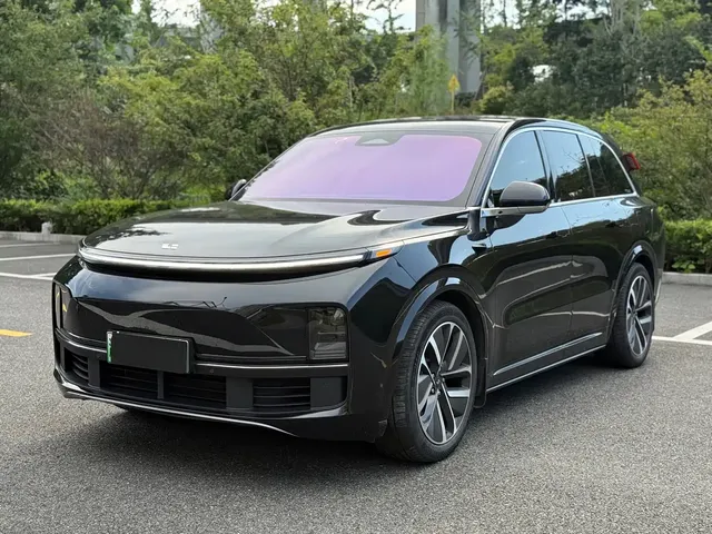 Li Auto Li L8 2023 Pro