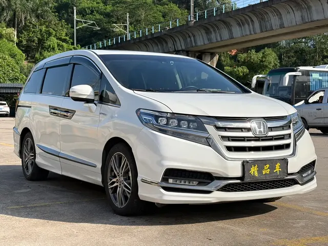 Honda Elysion 2019 2.0L Hybrid Luxury Edition