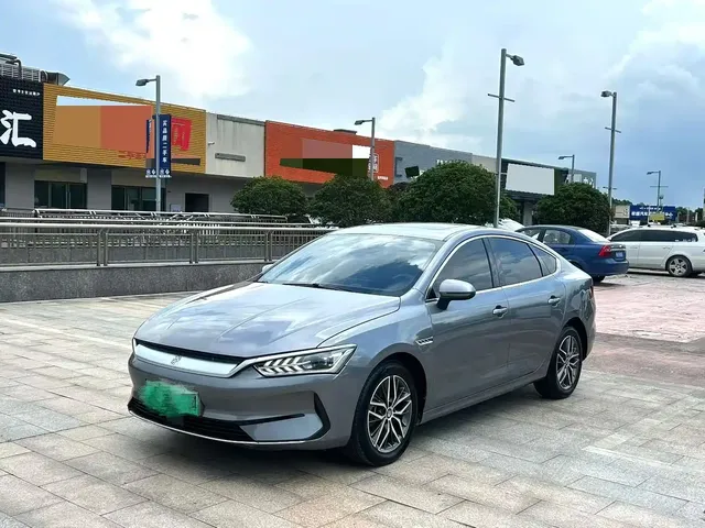 BYD Qin PLUS 2021 EV 400KM Luxury Model