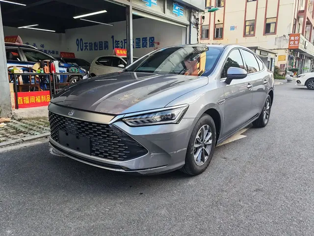 BYD Qin PLUS 2024 Glory Edition DM-i 55KM Leading