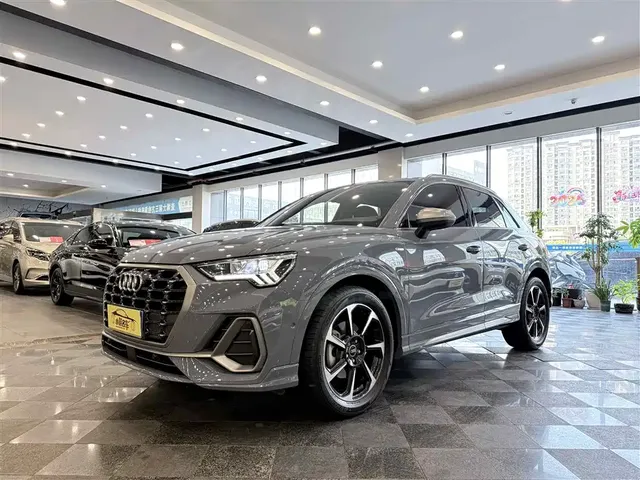 Audi Q3 2022 Model 40 TFSI RS Kit Speed Edition