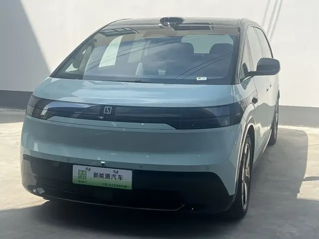 ZEEKR MIX 2025 Smart Driving Edition