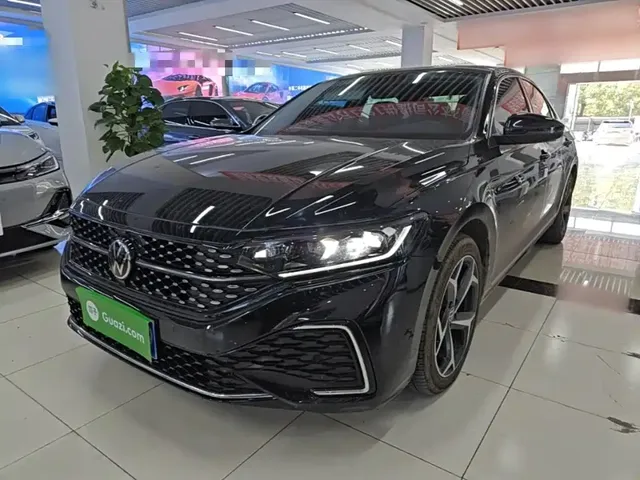 Volkswagen Passat 2024 330TSI Starlight Elite Edition