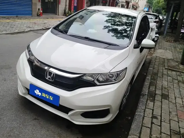 Honda Fit 2018 1.5L CVT Comfort Edition