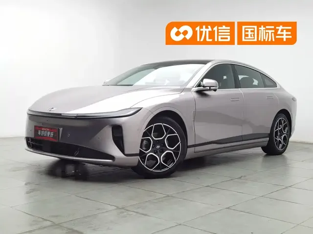Changan Qiyuan A07 2025 Blue Whale Pure Electric 710 Flagship