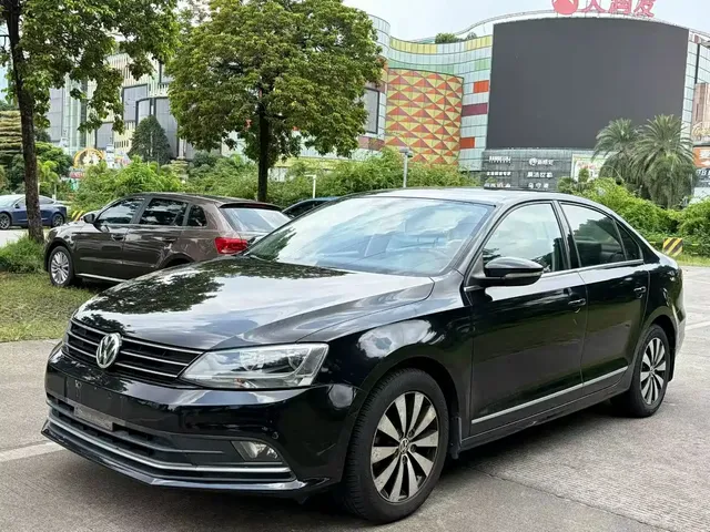 Volkswagen Sagitar 2018 180TSI DSG Premium Edition
