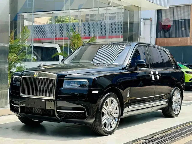 Rolls-Royce Cullinan 2018 4-Seater Version