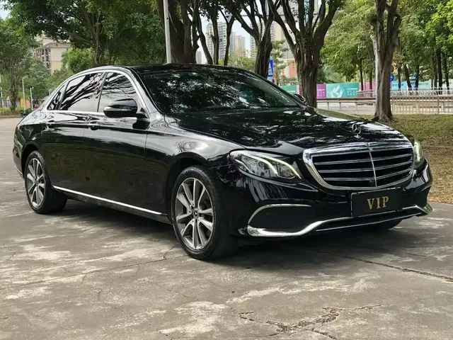Mercedes-Benz E-Class 2019 E 300 L Fashion
