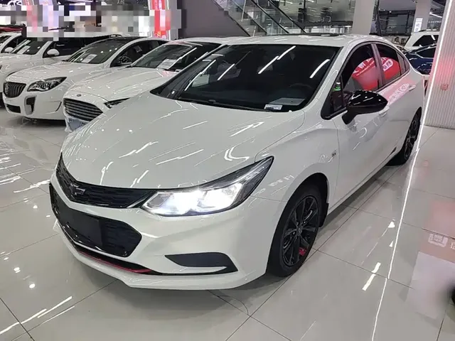Chevrolet Cruze 2018 Redline 320 Automatic Pioneer Edition
