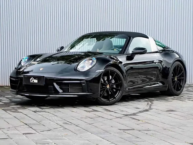 Porsche 911 2022 Targa 4 3.0T