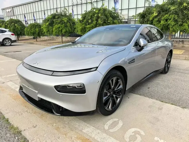 XPeng P7 2020 Model 670E