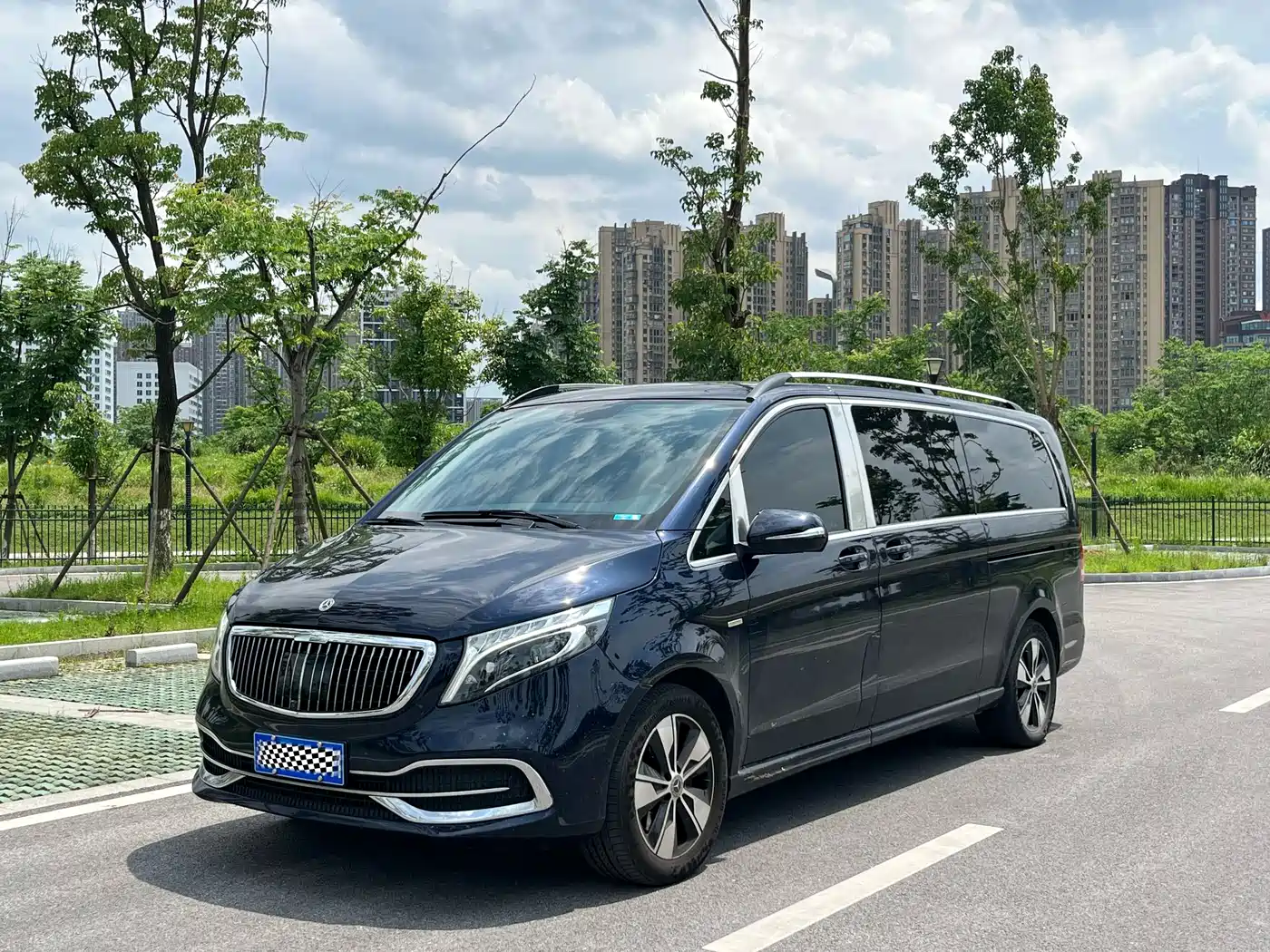 Mercedes-Benz V-Class 2021 V 260 L Long Wheelbase Premium Edition