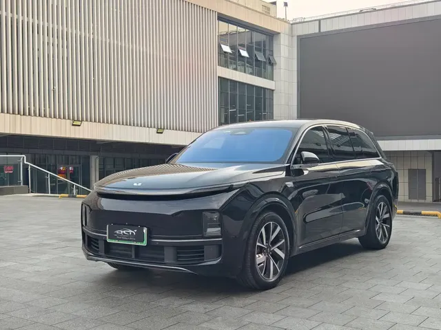 Li Auto Li L8 2023 Pro